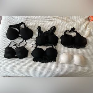 Victorias Secret bras - misc sizes. Message for individual pictures.